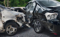 88-годишен без книжка и с кола без номера причини катастрофа в Свищов