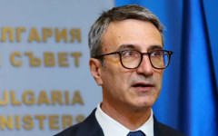 Министър Трайков очаква поносима цена на тока