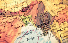 Хунтата в Мианмар помилва бившия президент на страната