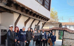 Центърът за социална рехабилитация и интеграция в Свищов организира за потребителите си туристическа обиколка