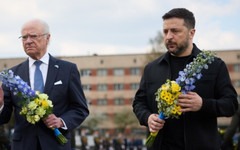 Шведският крал Карл XVI Густав пристигна в Украйна