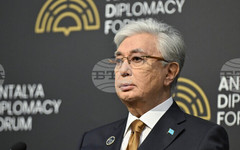 АА: Според президента на Казахстан Астана и Анкара биха могли да играят "много положителна" роля в справянето с "най-острите световни проблеми"