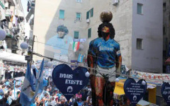 Ново разкритие за смъртта на Марадона: Умрял в агония, лекарят отрича пред съда