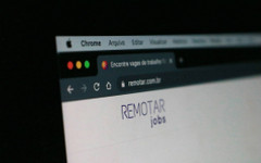 Вижте дали не ползвате някое от тези над 100 разширения за Chrome, които ви дават нежелани реклами, а взимат данните ви