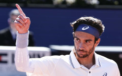 Музети мина през Муте за 1/4-финал в Барселона