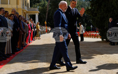 Бразилският президент и испанският премиер ще се срещнат с прогресивни лидери в Барселона