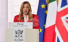 Отварянето на Ормузкия проток е от съществено значение за решаването на конфликта в Близкия изток, заяви Мелони