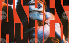 Певицата Виктория прави място за ново начало със сингъла Ashes