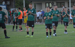 Категоричен успех изкачи Нефтохимик в призовата тройка