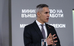 "Европа е избор": Българският премиер поздрави Мадяр за победата в Унгария