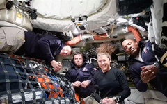 Защо НАСА блокира основни функции на iPhone 17 Pro Max в космоса