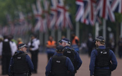 Заплаха за атака с дронове срещу израелското посолство в Лондон вдигна полицията на крак