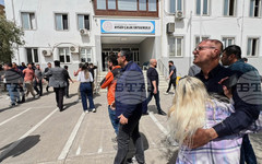 Турската полиция задържа 83 души, блокира 940 акаунта и е закри 93 групи заради публикации за стрелбите в Кархаманмараш и Шанлъурфа