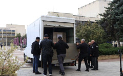 Бюлетините и изборните книжа за предстоящите парламентарни избори бяха приети от секретаря на Община Благоевград