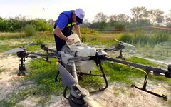 Със земеделски дрон ще бъде пръскано срещу комари над бургаските езера