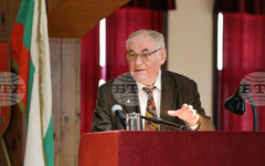 Конституционният съд се превърна в незаобиколим фактор на българската демокрация, каза бившият министър на правосъдието проф. Пенчо Пенев