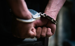 Задържаха четирима служители на ТЕЦ "Бобов дол", иззеха счетоводни документи, списъци с имена и предложения за награди