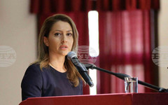 Конституцията е гарант за демократичните ценности и националния интерес, каза председателят на Народното събрание Рая Назарян