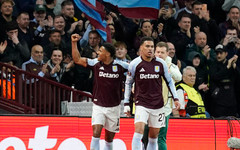 Велик Астън Вила разпиля Болоня и за втори път в рамките на три години е на полуфинал в Европа