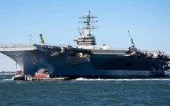 Пожар избухна на самолетоносача USS Dwight D. Eisenhower