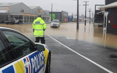 Нова Зеландия е засегната от бури и наводнения
