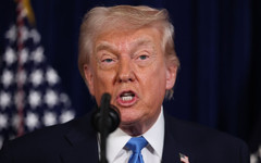 Тръмп обяви, че Ормузкият пролив е напълно отворен, Иран го опроверга