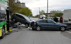 Дрогиран шофьор на 65 години помете 4 коли