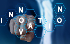 Когато бизнесът с обувки не върви: Компания се преориентира към AI