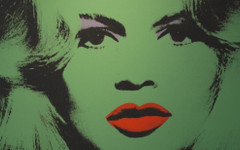 В зелено: Рядък портрет на Брижит Бардо отива на търг