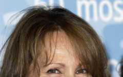 Почина френската актриса Натали Бай