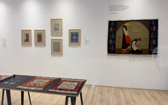 Изложбата "Нишките на паметта" в Казанлък представя делото на майстора килимар и изследовател Димитър Велев