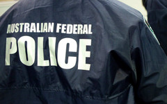 Кола се вряза в тълпа в Мелбърн, има жертва