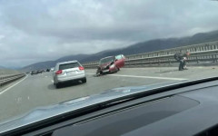 Поредна катастрофа, автомобил премаза мантинелата на АМ "Хемус"