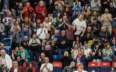 Два автобуса с фенове на Нефтохимик заминаха за Пловдив за решаващия мач с Локомотив Авиа