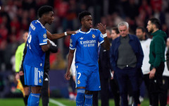 Чуамени предупреди: При следващите обиди към Винисиус ще напуснем терена