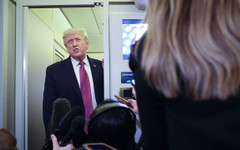 Ново затваряне в Ормуз и удари в Ливан подкопават надеждите на Тръмп за мир