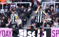 Борнемут нанесе 15-а загуба на Нюкасъл в Премиър лийг