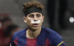 Двама от Барса висят за мача със Селта