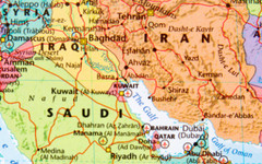 И американски бойни хеликоптери патрулират в Ормузкия проток