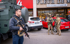 След стрелбата в Киев – разследващите работят по няколко версии