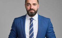 Михал Камбарев гласува в Смолян за европейска България без корупция