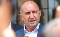 Румен Радев: Гласуването е ключово за редовно правителство