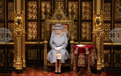 Британският историк Анна Кeй е избрана за официален биограф на кралица Елизабет Втора