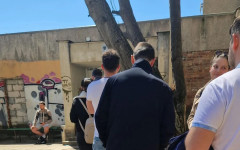 Опашка се изви пред избирателна секция в София