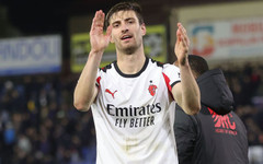 Съставите на Верона и Милан, Алегри се връща към 3-5-2