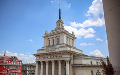 Силни заявки и празни обещания: За какво гласуваха политическите лидери на 19 април? (ОБЗОР)