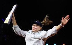 Рибакина вдигна втората си титла от Щутгарт след лекция над Мухова