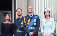 Принц Уилям станал още по-безмилостен към брат си Хари