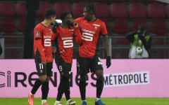 Рен се намести на третото място, след като разби полуфиналист в Европа