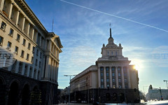 "Прогресивна България" води според резултатите от паралелното преброяване на социологическите агенции за парламентарните избори